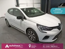 Weiß Gebraucht 2023 Renault Clio V Equilibre Limousine | 13.220 € (Fairer Preis)
