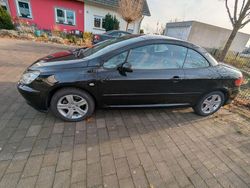 Schwarz Gebraucht 2004 Peugeot 307 CC Cabrio | 2.700 € (Teuer)