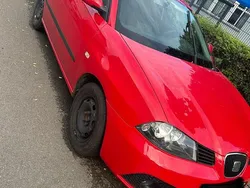 Rot Gebraucht 2006 Seat Ibiza Kleinwagen | 2.500 € (Teuer)