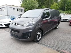 Grau Gebraucht 2022 Citroën Jumpy Van / Kleinbus | 19.490 € (Guter Preis)