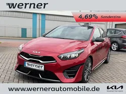Rot Gebraucht 2025 Kia Ceed GT-Line Limousine | 27.545 € (Guter Preis)