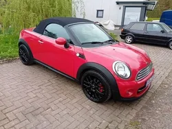 Rot Gebraucht 2012 Mini Cooper Roadster Cabrio | 12.500 €