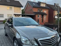 Braun Gebraucht 2012 Mercedes E220 Avantgarde Kombi | 8.500 € (Guter Preis)