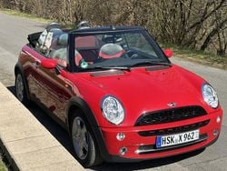 Rot Gebraucht 2006 Mini Cooper Cabriolet Cabrio | 4.590 € (Etwas zu teuer)