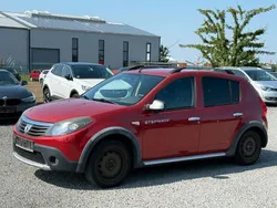 Rot Gebraucht 2012 Dacia Sandero Stepway Kleinwagen | 2.950 € (Guter Preis)