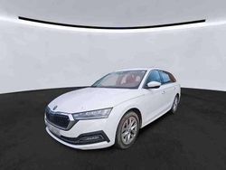 Candyweiss Gebraucht 2020 Skoda Octavia First Edition Kombi | 14.890 € (Guter Preis)