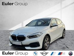 Weiß Gebraucht 2022 BMW 118 Kleinwagen | 21.399 € (Fairer Preis)