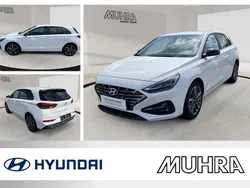 Weiß Gebraucht 2024 Hyundai i30 GO! Limousine | 20.989 € (Fairer Preis)