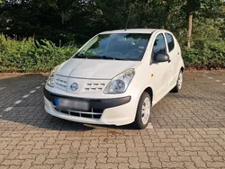 Weiß Gebraucht 2012 Nissan Pixo Kleinwagen | 1.600 € (Guter Preis)