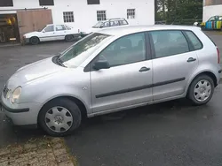 Silber Gebraucht 2000 VW Polo Kleinwagen | 500 € (Guter Preis)