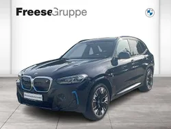 Schwarz Gebraucht 2022 BMW iX3 Impressive SUV | 43.990 € (Fairer Preis)
