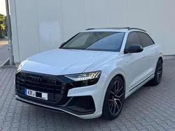 Weiß Gebraucht 2019 Audi Q8 S-Line SUV | 55.900 € (Fairer Preis)