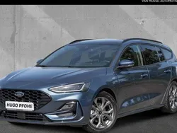 Blau Gebraucht 2024 Ford Focus ST-Line Kombi | 30.890 € (Etwas zu teuer)