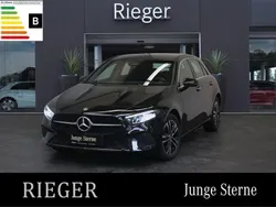 Black metallic Gebraucht 2023 Mercedes A250 Progressive Limousine | 26.877 € (Guter Preis)
