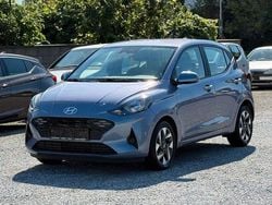 Blau Gebraucht 2024 Hyundai i10 Trend Kleinwagen | 14.990 € (Guter Preis)