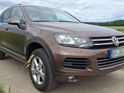 Braun Gebraucht 2011 VW Touareg Exclusive SUV | 12.500 € (Etwas zu teuer)