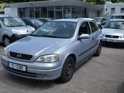 Grau Gebraucht 2000 Opel Astra Limousine | 900 € (Fairer Preis)