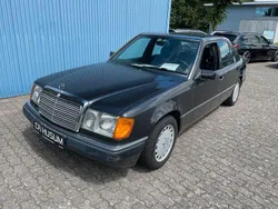 Schwarz Gebraucht 1989 Mercedes 230 Limousine | 4.999 €