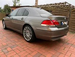 Grau Gebraucht 2007 BMW 730 Limousine | 9.500 € (Teuer)