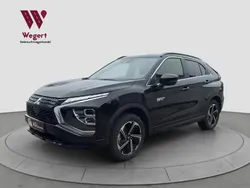 Pantherschwarz (p) Gebraucht 2023 Mitsubishi Eclipse Cross Plus SUV | 28.950 € (Etwas zu teuer)