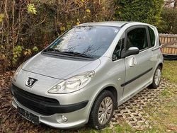 Silber Gebraucht 2007 Peugeot 1007 Kleinwagen | 1.100 € (Superpreis)