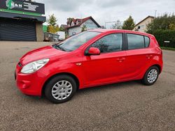 Electric red Gebraucht 2010 Hyundai i20 Edition Kleinwagen | 3.700 € (Teuer)