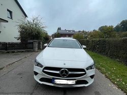 Weiß Gebraucht 2021 Mercedes CLA250e Limousine | 29.990 € (Fairer Preis)
