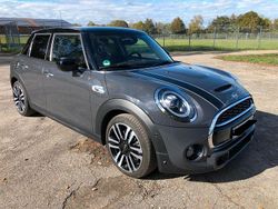 Grau Gebraucht 2019 Mini Cooper S Kleinwagen | 19.490 € (Fairer Preis)