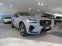 Grau Gebraucht 2025 Volvo XC60 Business Edition SUV | 67.970 €