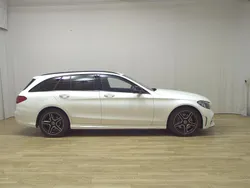 Weiss Gebraucht 2020 Mercedes C400 AMG line Limousine | 30.480 € (Guter Preis)