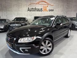 Schwarz Gebraucht 2016 Volvo XC70 Summum SUV | 27.800 € (Fairer Preis)