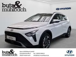 Atlas white Gebraucht 2024 Hyundai Bayon Trend SUV | 21.490 € (Superpreis)