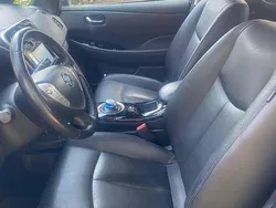 Grau Gebraucht 2013 Nissan Leaf Kleinwagen | 6.200 € (Etwas zu teuer)