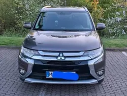 Gebraucht 2016 Mitsubishi Outlander SUV | 17.100 €