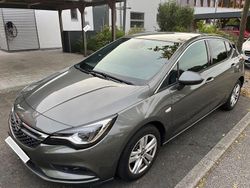 Grau Gebraucht 2017 Opel Astra Innovation Limousine | 9.500 € (Guter Preis)