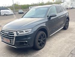 Grau Gebraucht 2020 Audi Q5 Sport SUV | 35.600 € (Guter Preis)