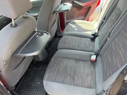 Rot Gebraucht 2008 Ford C-MAX Ambiente Van / Kleinbus | 2.000 € (Fairer Preis)