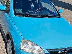 Blau Gebraucht 2006 Opel Corsa Kleinwagen | 1.100 € (Guter Preis)