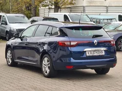 Blau Gebraucht 2020 Renault Mégane IV LIMITED Deluxe Limousine | 13.490 € (Fairer Preis)