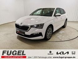 Candyweiss Gebraucht 2022 Skoda Scala Clever Kleinwagen | 17.998 € (Guter Preis)