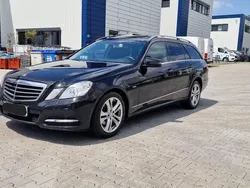 Schwarz Gebraucht 2011 Mercedes E220 Avantgarde Kombi | 9.600 € (Fairer Preis)