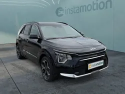 Schwarz Neu 2024 Kia Niro Spirit SUV | 32.637 € (Guter Preis)