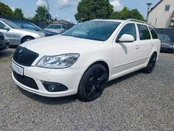 Weiß Gebraucht 2011 Skoda Octavia RS Kombi | 8.450 € (Fairer Preis)