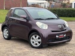 Braun Gebraucht 2009 Toyota iQ Basis Kleinwagen | 3.499 € (Fairer Preis)