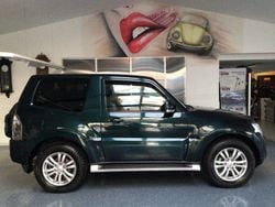 Grün Gebraucht 2013 Mitsubishi Pajero Intense SUV | 17.880 € (Etwas zu teuer)
