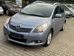 Blau Gebraucht 2011 Toyota Verso Life Van / Kleinbus | 8.999 € (Etwas zu teuer)