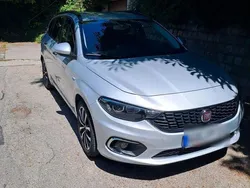 Silber Gebraucht 2017 Fiat Tipo Lounge Kombi | 9.100 € (Fairer Preis)