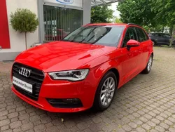 Rot Gebraucht 2014 Audi A3 Sportback Performance Limousine | 12.700 € (Fairer Preis)