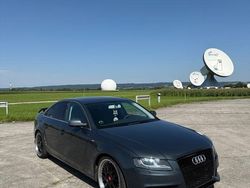 Grau Gebraucht 2010 Audi A4 Ambiente Limousine | 5.500 € (Fairer Preis)