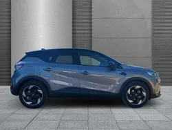 Dezirrot+blackpearlschwarz Neu 2025 Renault Captur Techno SUV | 27.090 € (Fairer Preis)